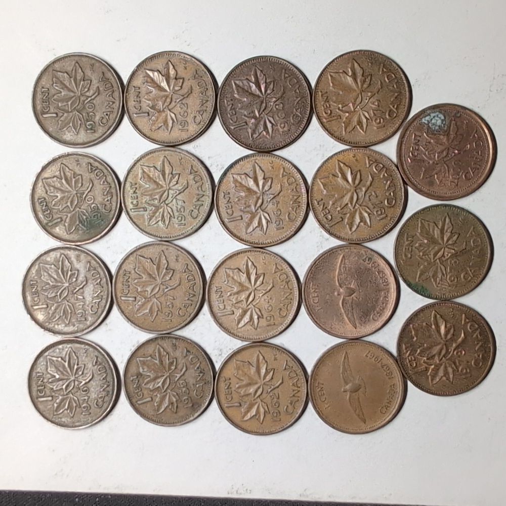 Vintage Canadian Penny Collection (19)